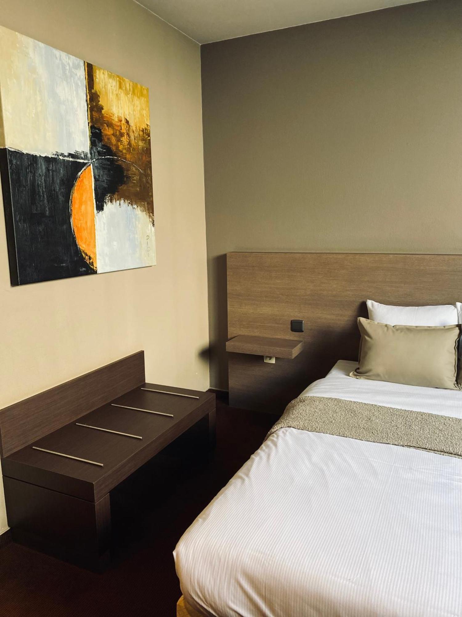 Hotel Bornem Extérieur photo
