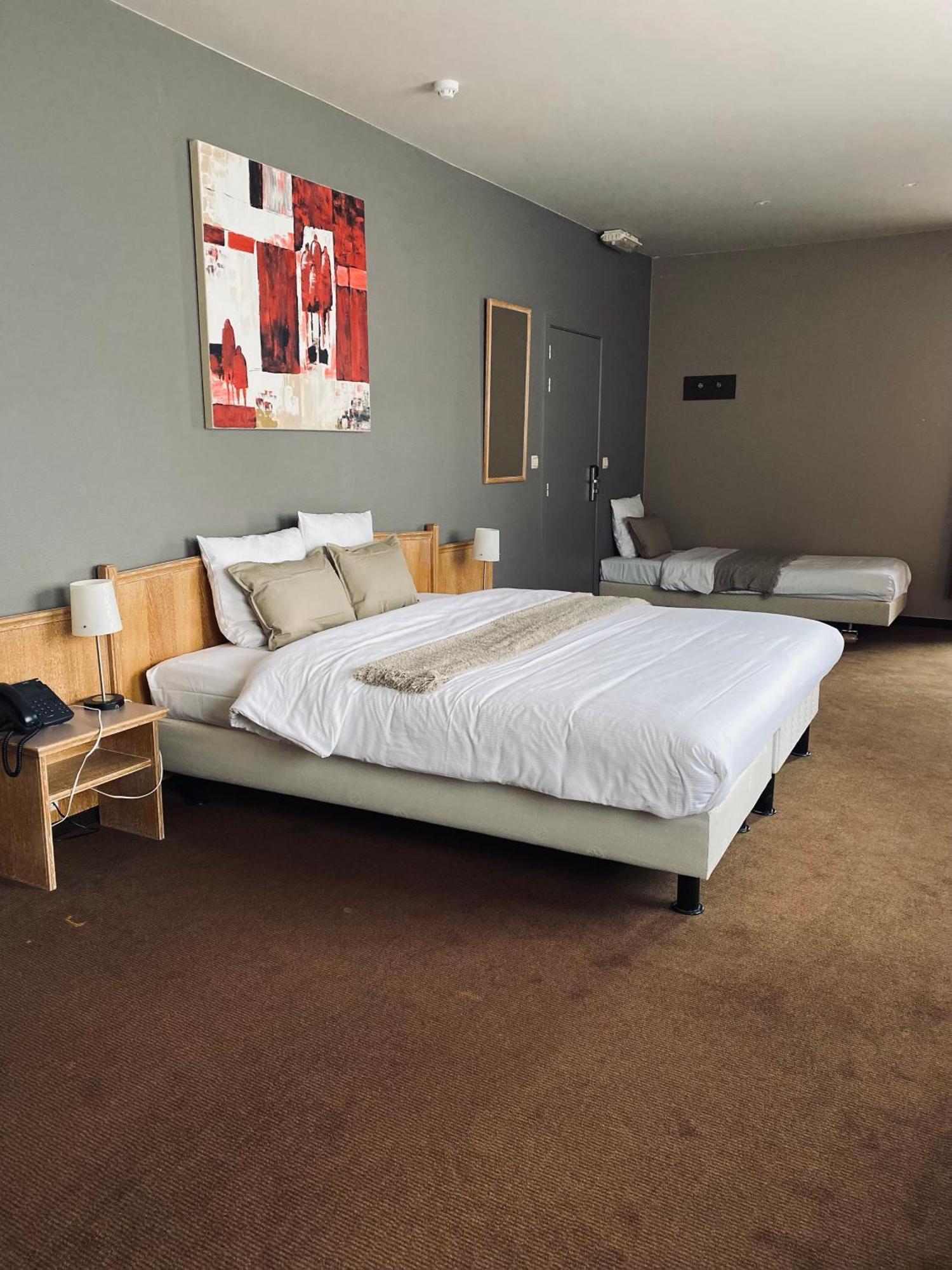 Hotel Bornem Extérieur photo